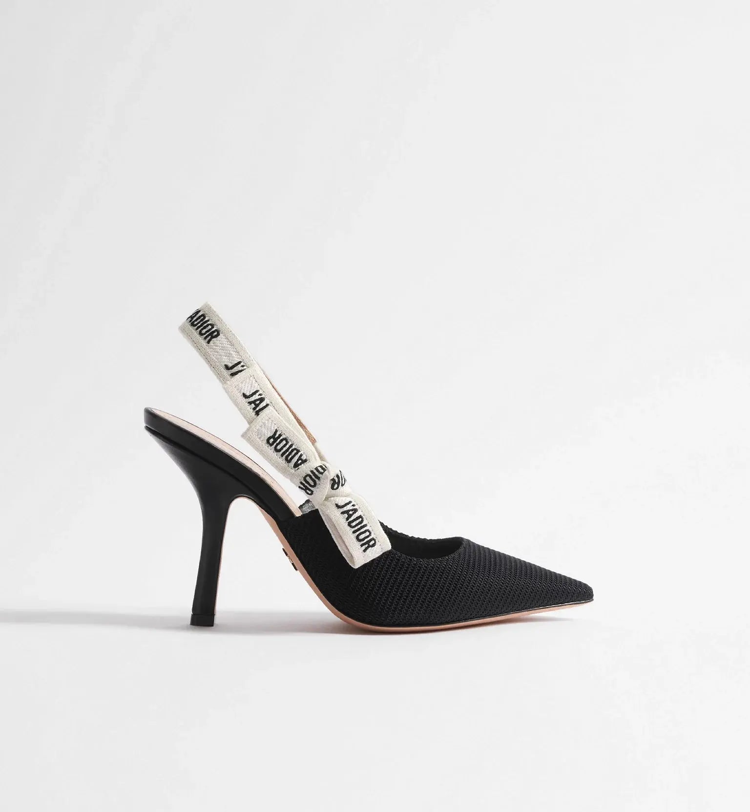 Escarpins slingback J'Adior cuir noir bout pointu vue de côté OnlyHeels